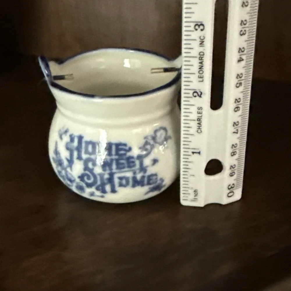 Vtg 'Home Sweet Home' Ceramic KETTLE-Shaped Toothpick Holder w/Wire Handle